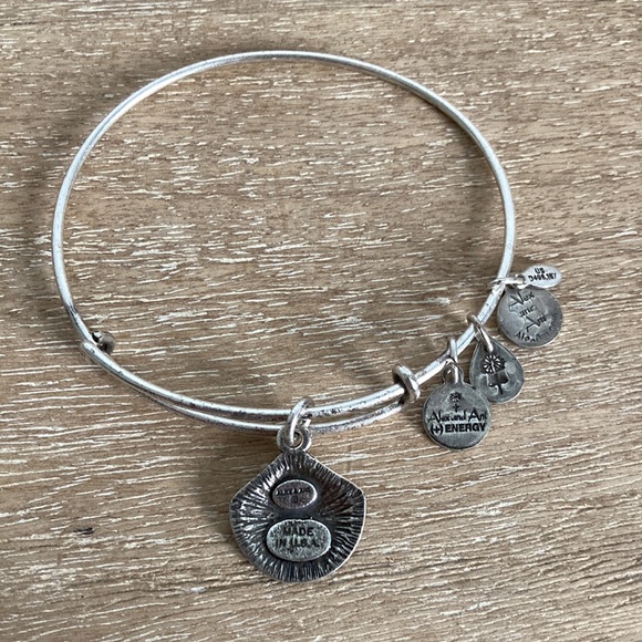 Alex and Ani Bracelet - Shell (+) Energy - Picture 2 of 2